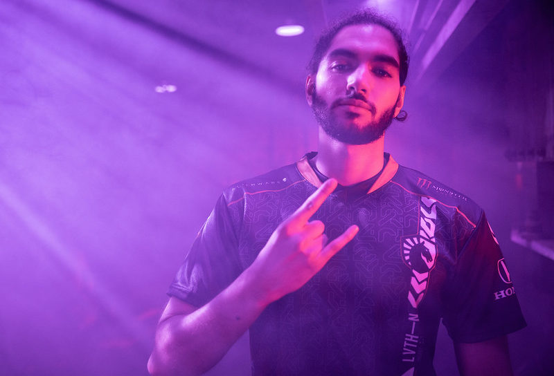 Team Liquid Scream: “I think we’re going to shut Derke down. We know how he plays.” cover image
