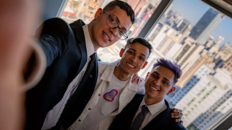 Fluxo anuncia contratação de Bak, heptacampeão da NFA cover image