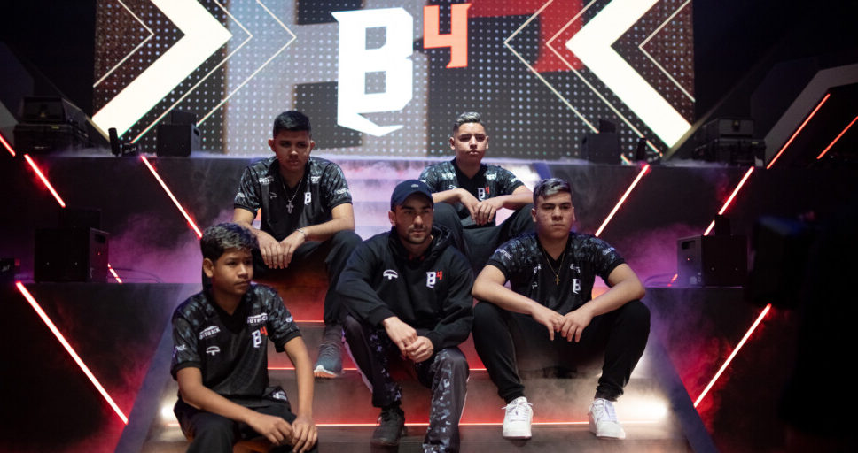 B4 assume a liderança isolada da Liga Brasileira de Free Fire cover image