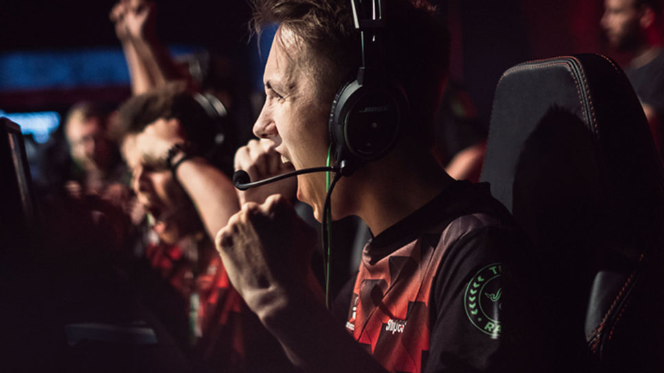 Programa da Razer visa ajudar a saúde de atletas de esports cover image