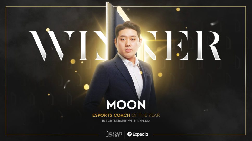 Moon wins the Esports Coach of the Year at the 2021 Esports Awards cover image