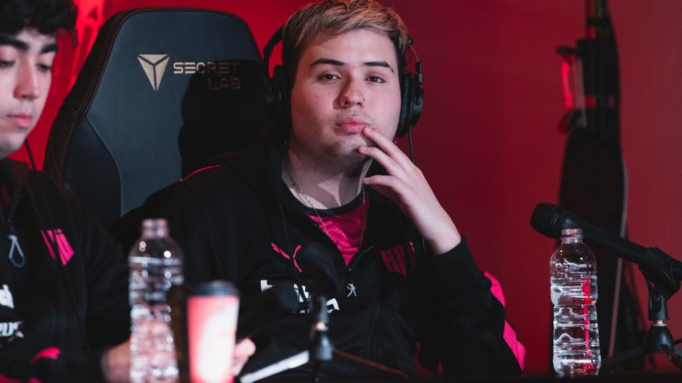 Riot aplica punição a Keznit por comentário discriminatório cover image