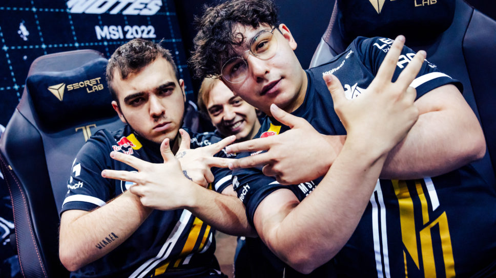 G2 end first day of MSI 2022 Rumble stage with a win against RNG cover image