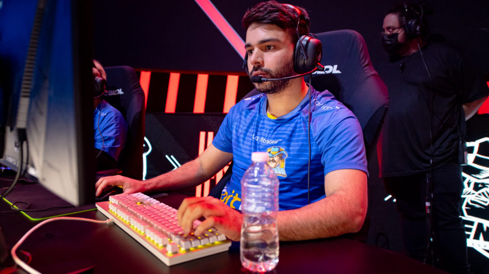 “Desde a segunda semana, eu queria sair”, diz Minerva sobre Rensga cover image