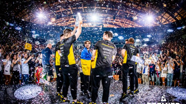 The Return of the King! NaVi win Blast Premier Spring Finals 2022 preview image