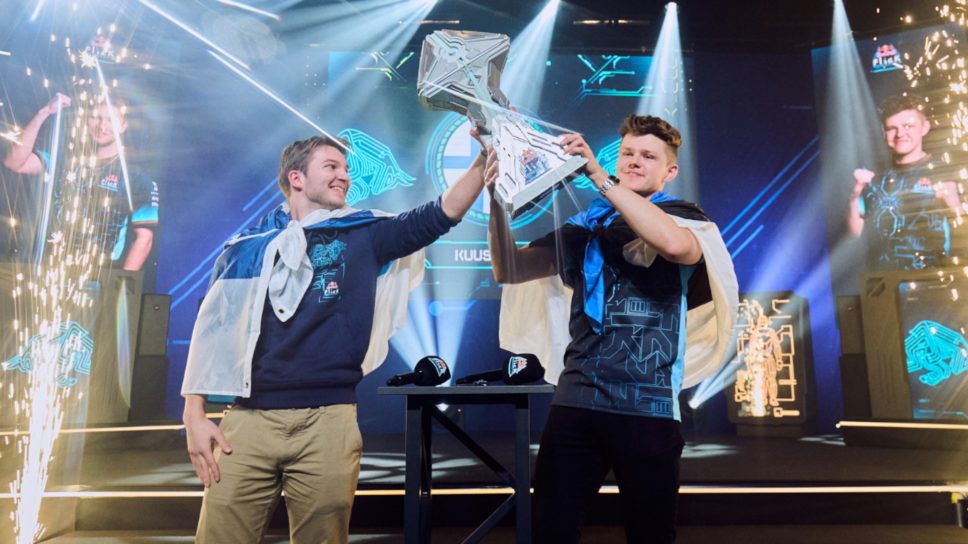 Finnish duo Puteli and 8Juho8 outshine CS:GO pros at Red Bull Flick 2022 cover image