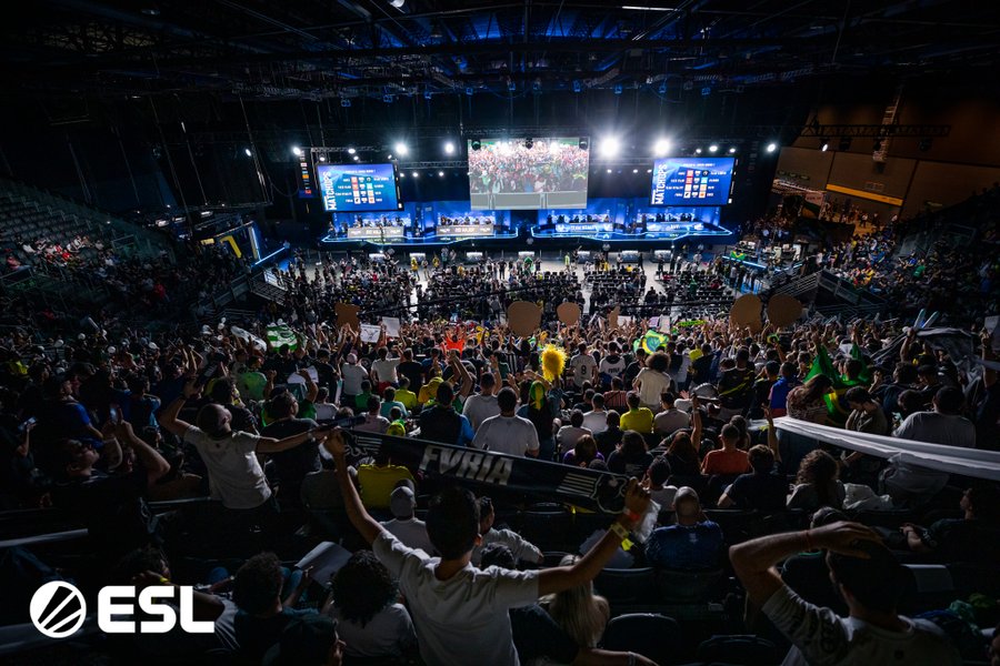 ESL - And for all the fans in the venue and on our Portuguese streams -  introducing the Brazilian broadcast team!  /proleague/news/announcing-the-broadcast-team-for-the-csgo-esl-pro-league-finals/