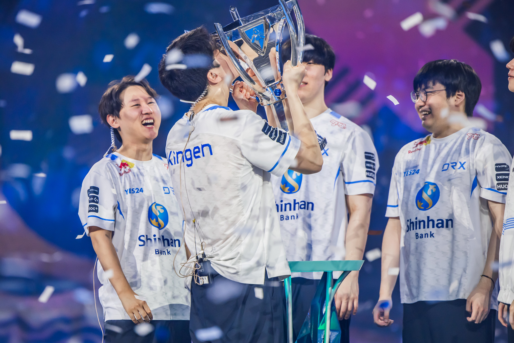 League of Legends: DRX are your 2022 Worlds Champions
