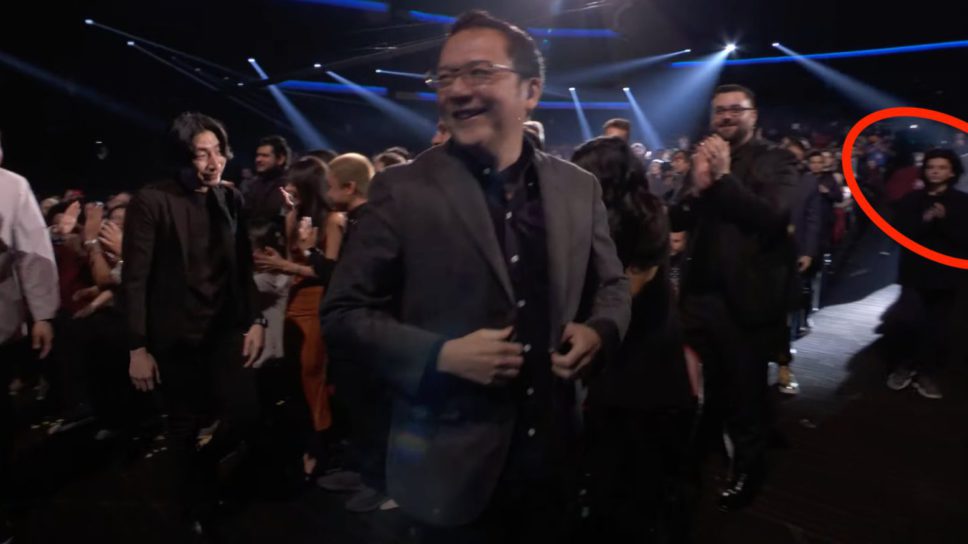 The Game Awards interrupted by weird man who shouts out Bill Clinton,  promptly gets arrested