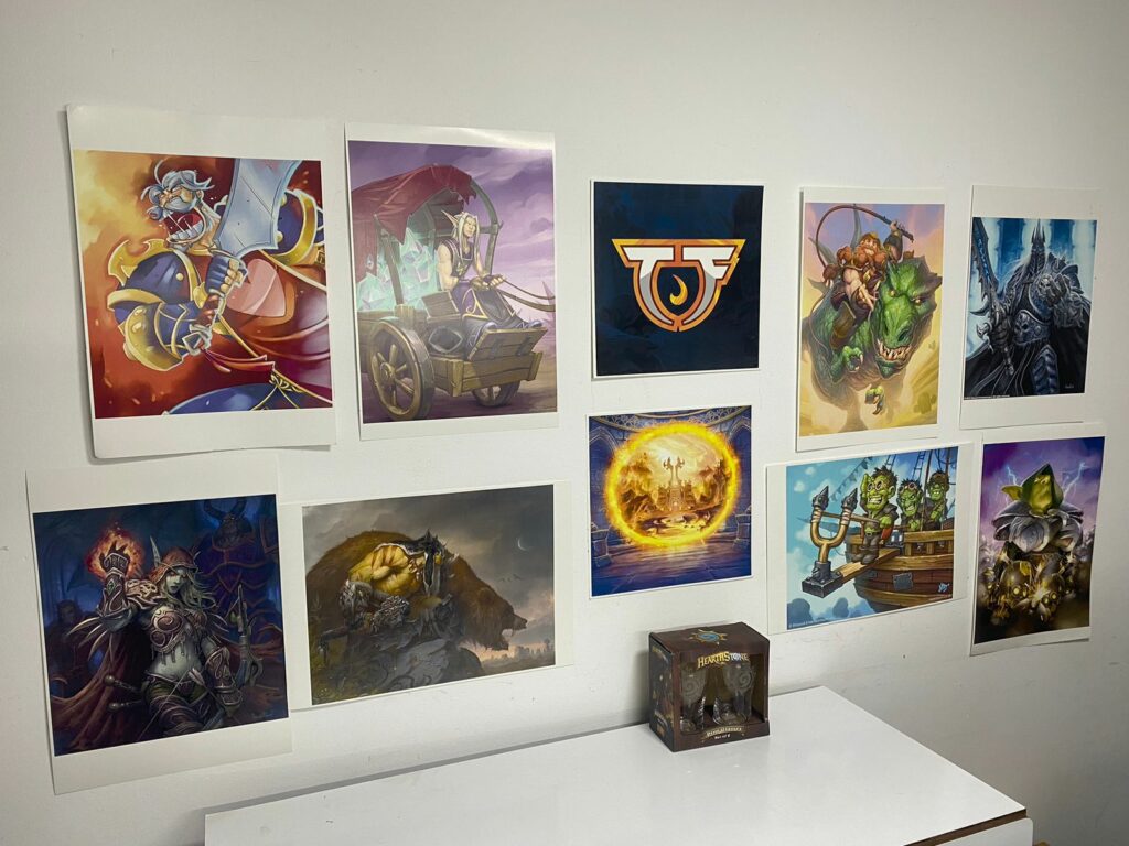 Hearthstone posters in my back wall - (Image via Esports.gg