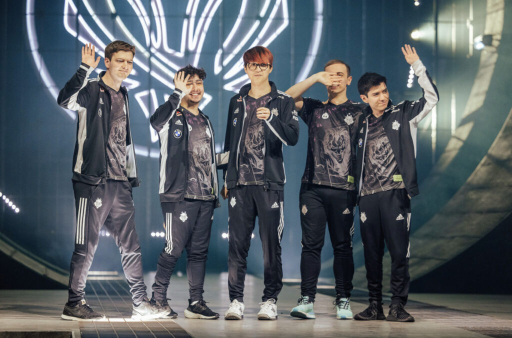 G2 Esports taking a bow after beating the PCS' PSG Talon - Image via Colin Young-Wolff/Riot Games