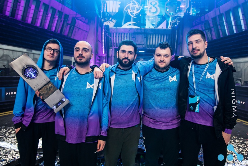 w33 joins his former teammates in NGX from 2019.<br>Image via WePlay! Esports