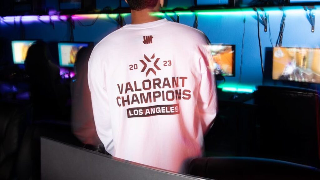 The long-sleeve tee is one of the pieces you can obtain from the collection (Image via Riot Games / UNDEFEATED)