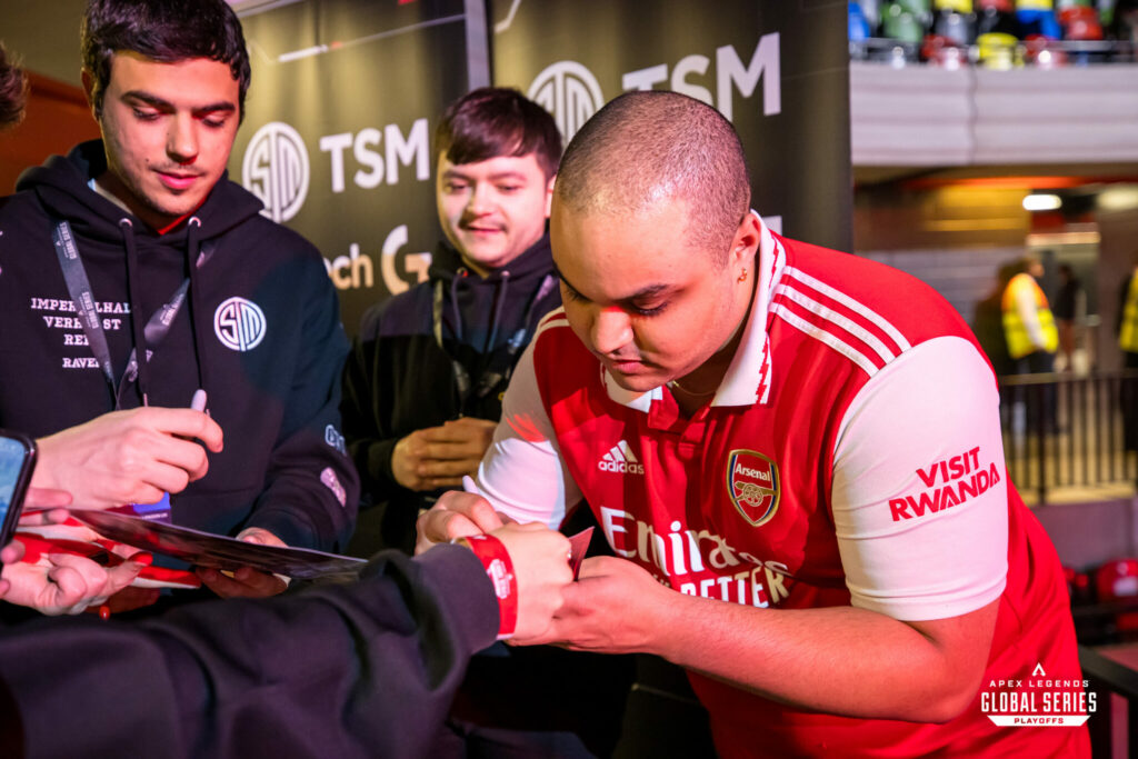 TSM Raven is a big Arsenal fan (Photo EA/Joe Brady)