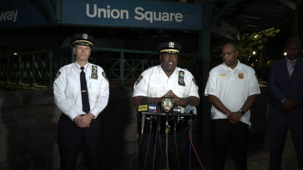 NYPD executives talking about the incident (Image via the New York City Police Department)
