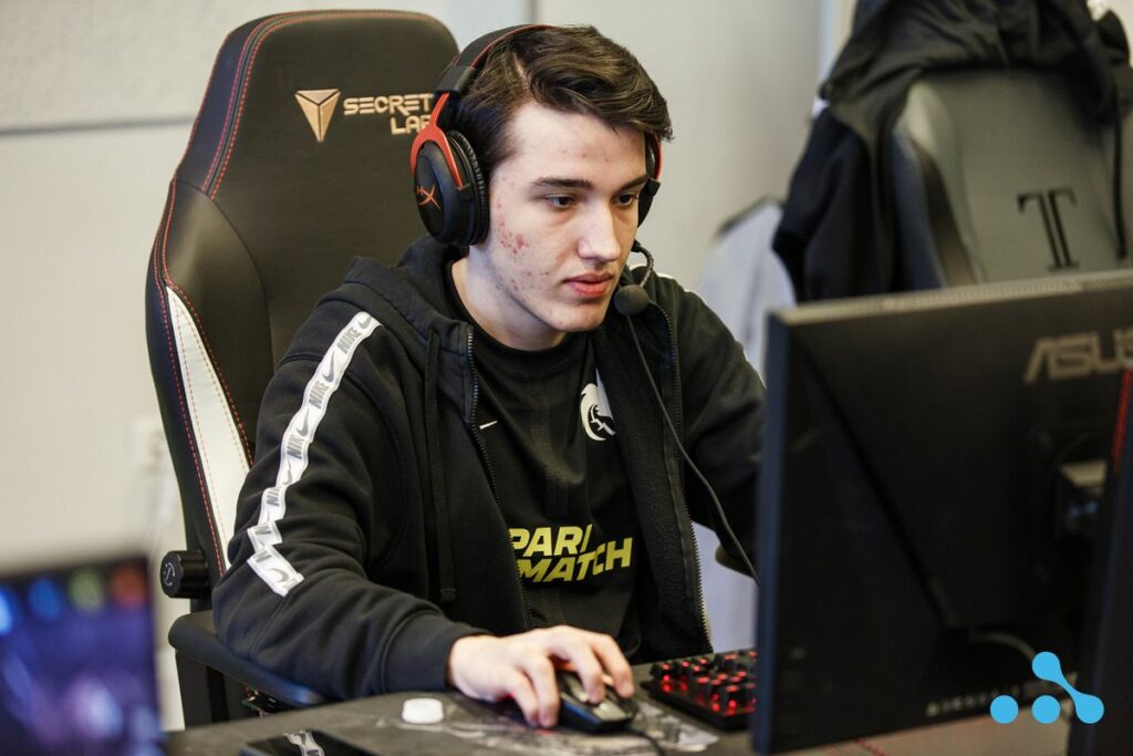 33 picks Collapse for his Dota 2 dream team.<br>(Image via WePlay)