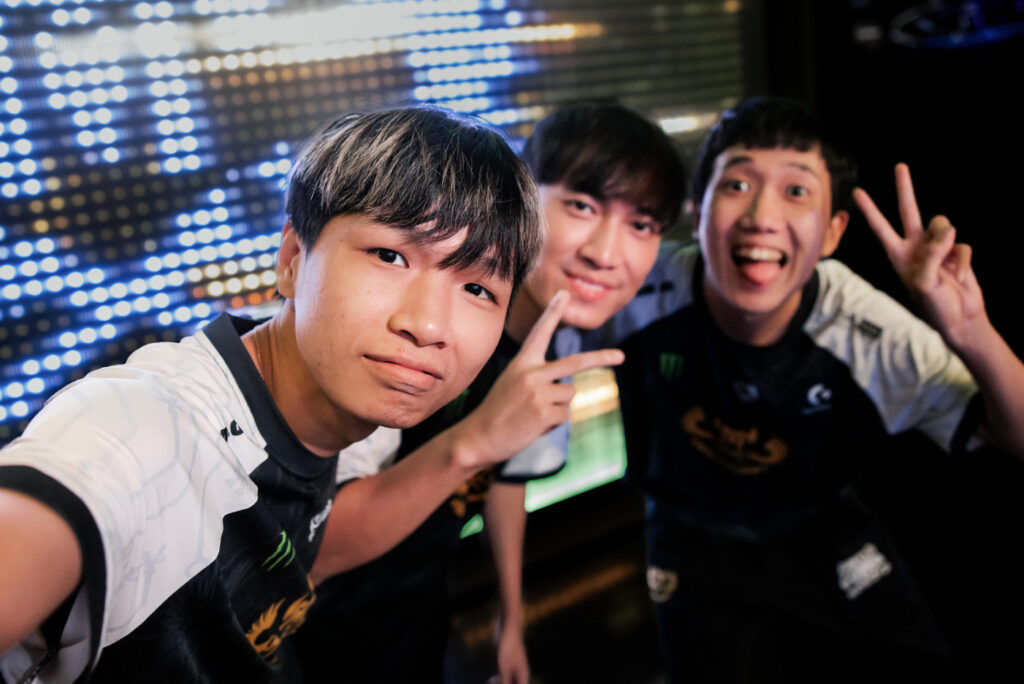 Having fun backstage with a camera, GAM Esports top jungle and mid - image via Colin Young-Wolff/Riot Games