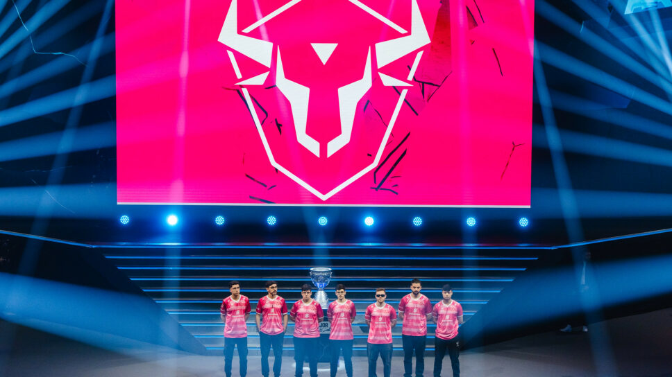 R6 w7m roster leaves organization after Six Invitational cover image