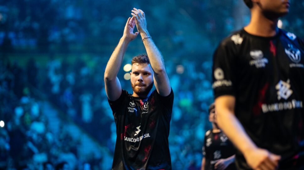 w7m joins FaZe in Six Invitational grand final cover image