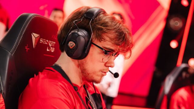 “The fan base for Sentinels is very loving, but also very toxic,” Zellsis on representing the org in VALORANT preview image