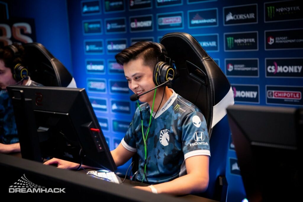 Stewie2k has a month to show his game (Image via Dreamhack)