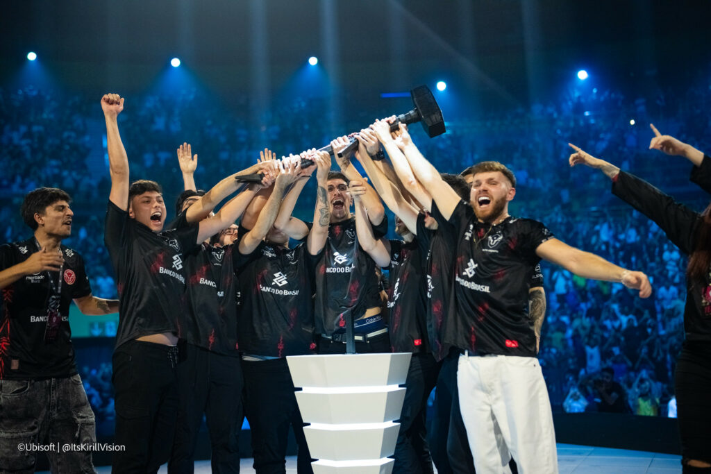 w7m conquered the world following a thrilling grand final (Image via Ubisoft/ItsKirillVision)