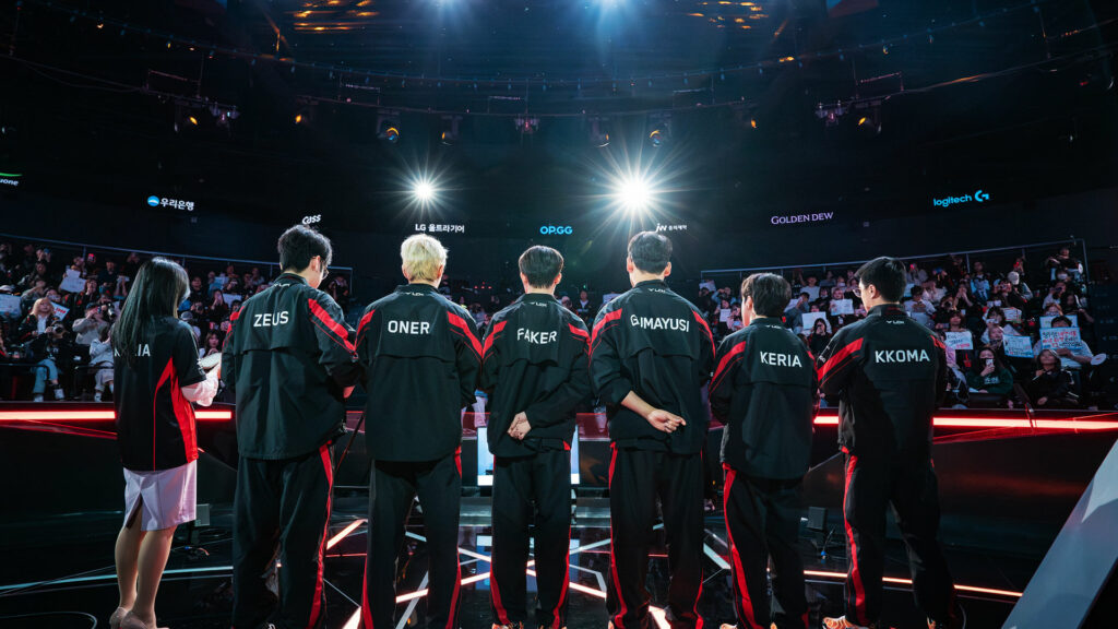 The T1 team answers questions on the media day ahead of T1 vs HLE in the LCK Spring 2024 Playoffs. (Image via LCK/Riot Games)