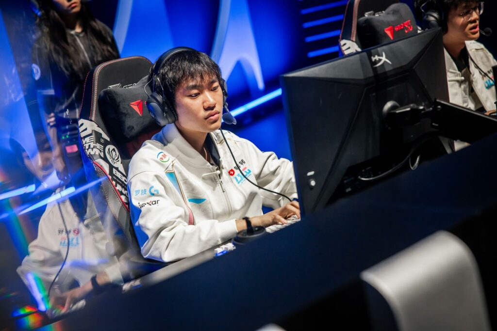 Zhuo "knight" Ding of Bilibili Gaming compete on stage during MSI 2024 Bracket Stage at the Chengdu Financial City Performing Arts Center in Chengdu, China on May 16, 2024 (Image via Colin Young-Wolff/Riot Games)