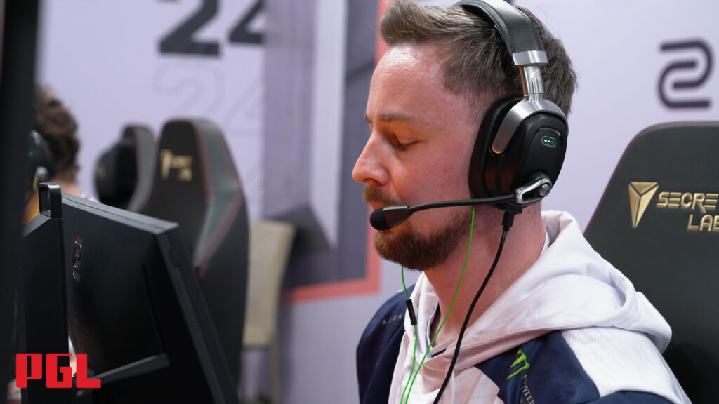 cadiaN has nothing to celebrate after losing to stavn and cadiaN at ESL Pro League season 19.