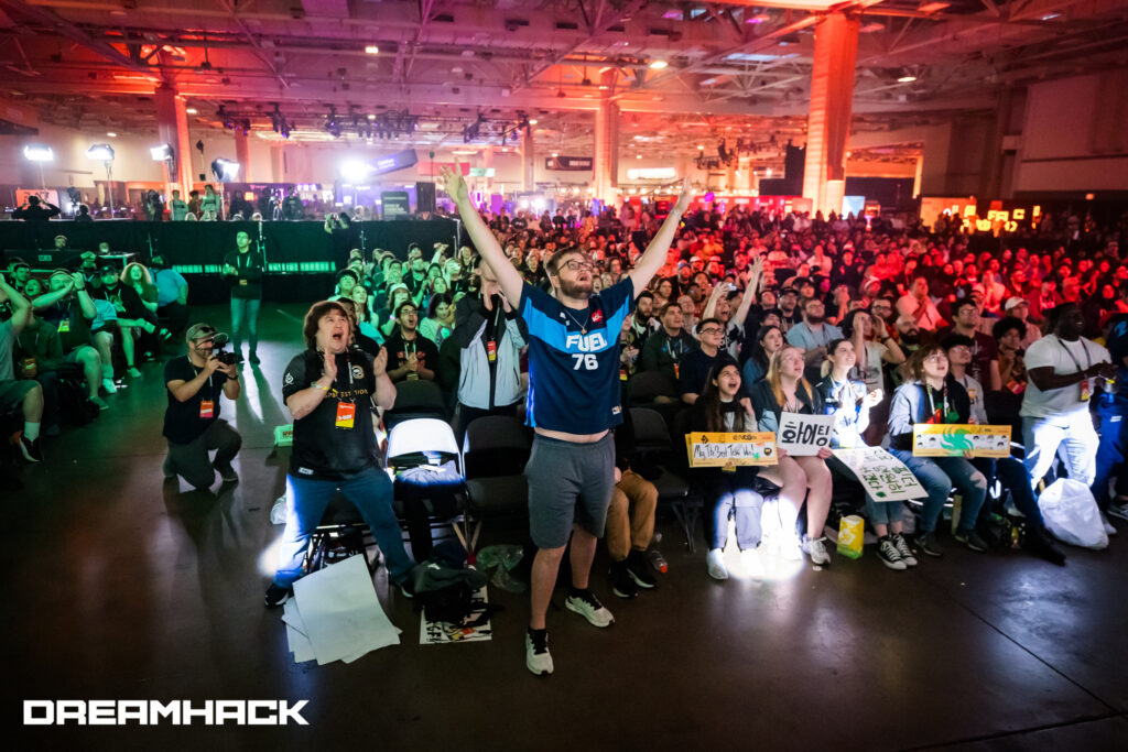 The massive crowd at DreamHack Dallas for the OWCS (Image via ESL)