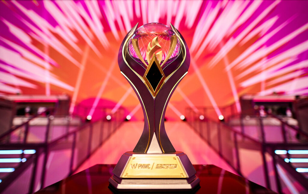 2024 PMWC trophy (image via Esports World Cup)