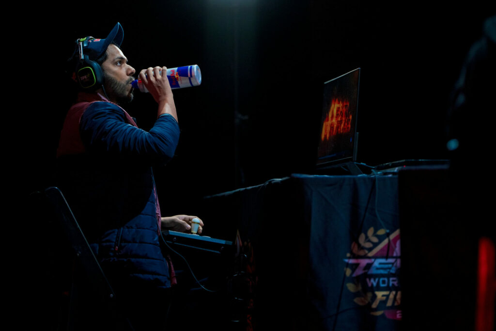 Arslan Ash drinking Red Bull (Image via Justen Williams and Red Bull Content Poo)