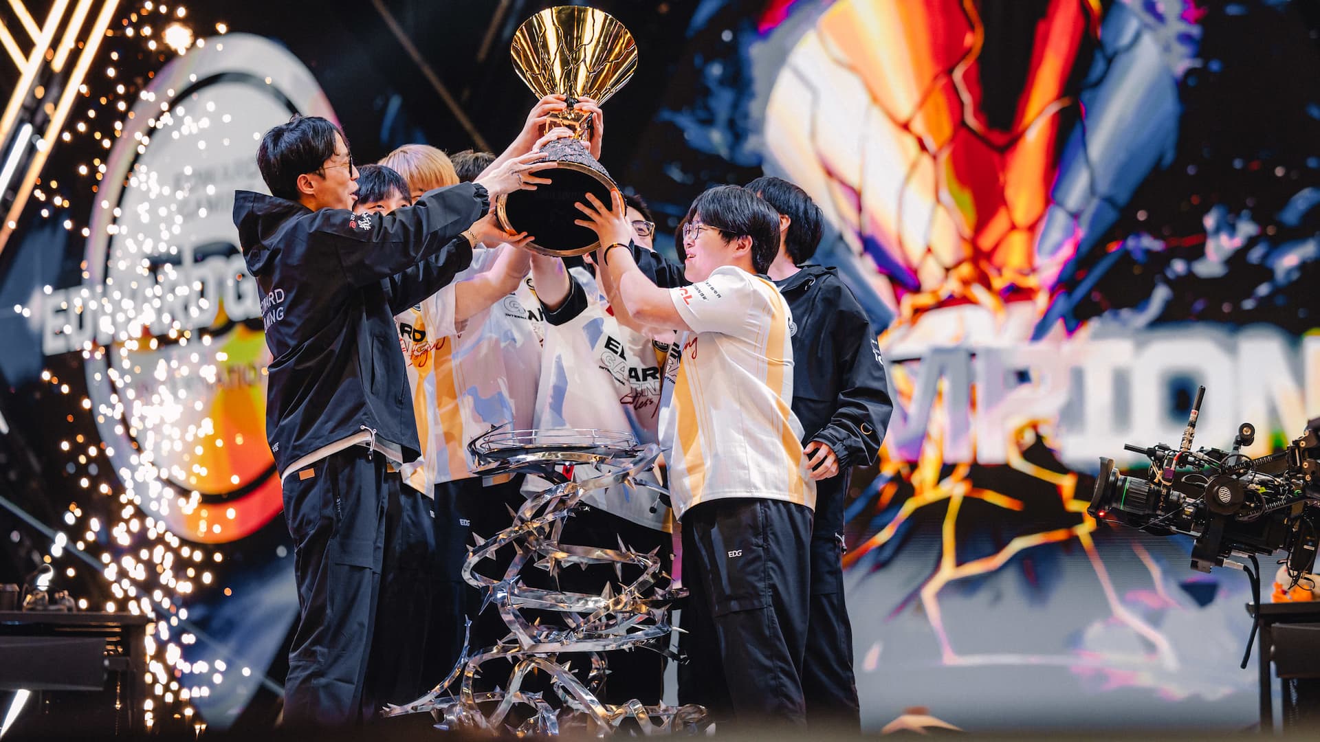 VALORANT Champions 2024: EDward Gaming are your champions