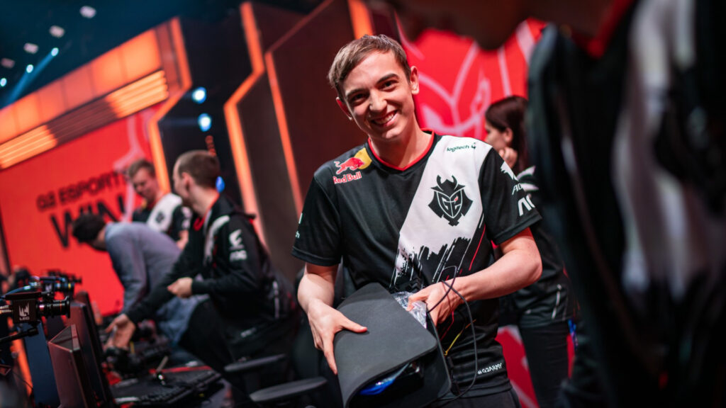 Caps has seven appearances at Worlds now (Image via Riot Games)