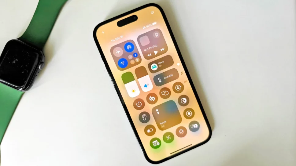 Here are the customization options in iOS 18 cover image