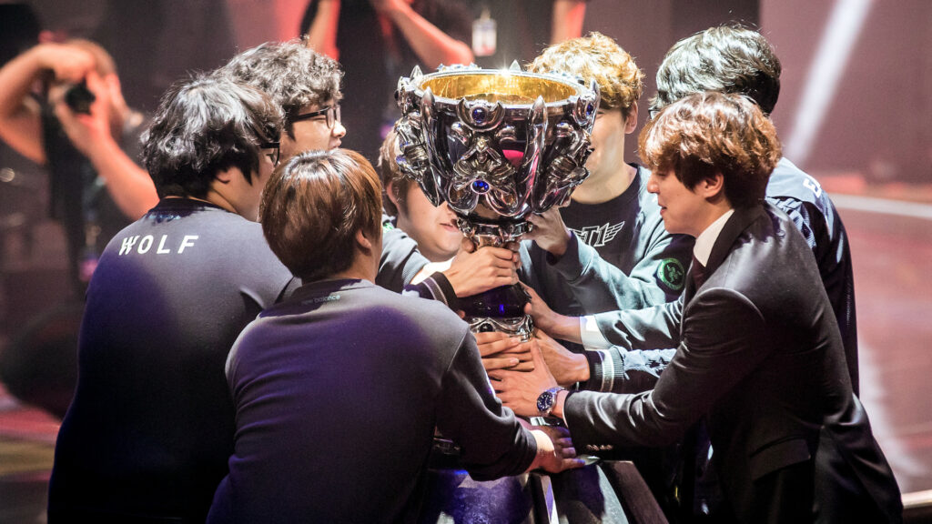 SK Telecom T1 won the Worlds 2015 (Image via Riot Games)