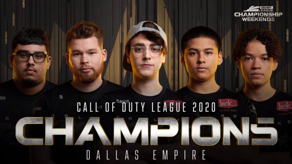 Players iLLeY, Crimsix, Shotzzy, and Huke helped the player win the last big trophy of his long career in Call of Duty esports (Image via CDL)