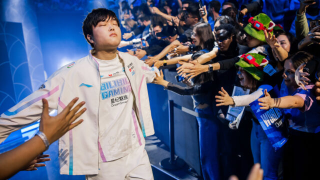 LoL Worlds viewership soars past 1 billion hours watched preview image