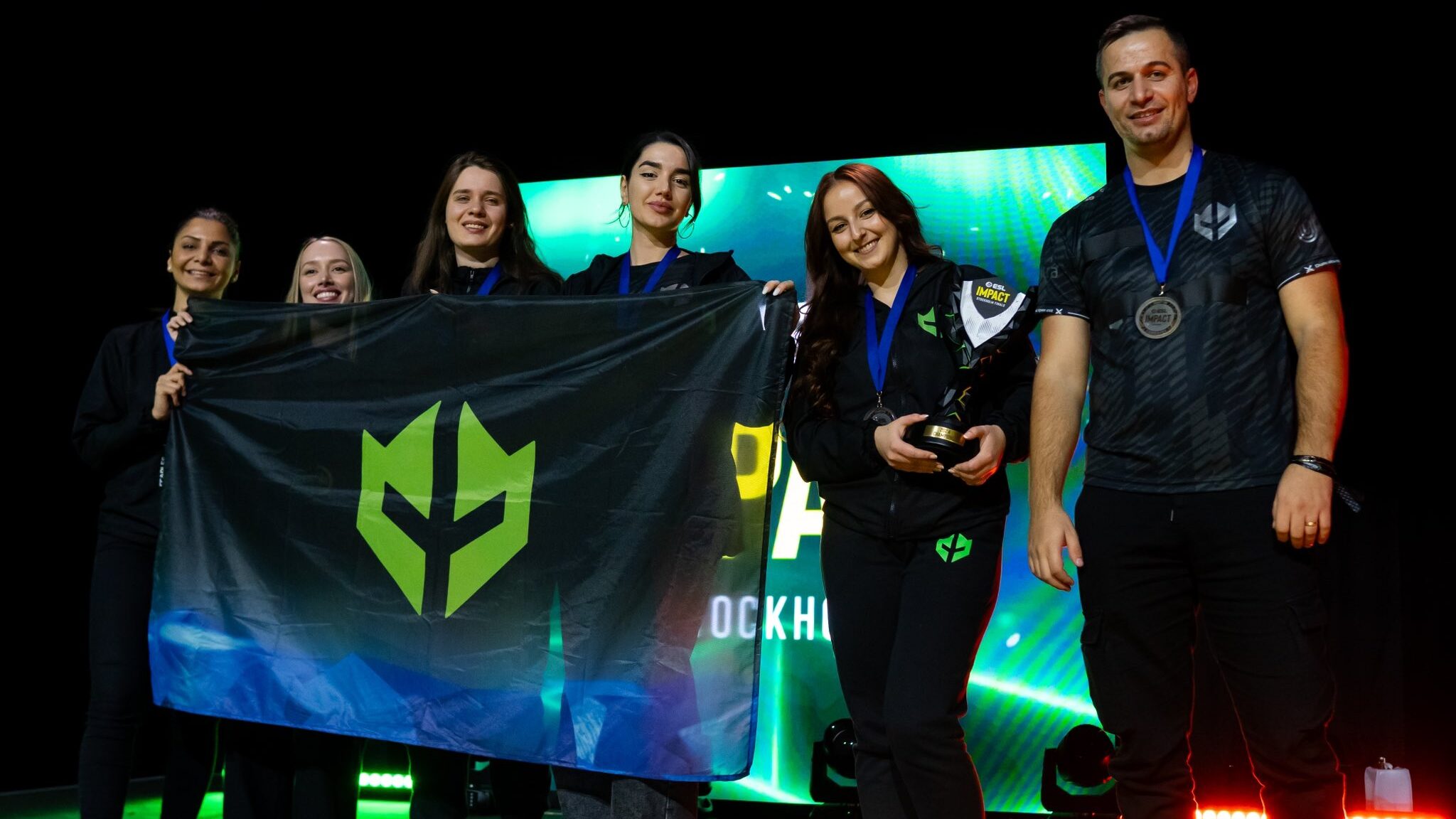 ANa with her team (Image via Imperial Esports)