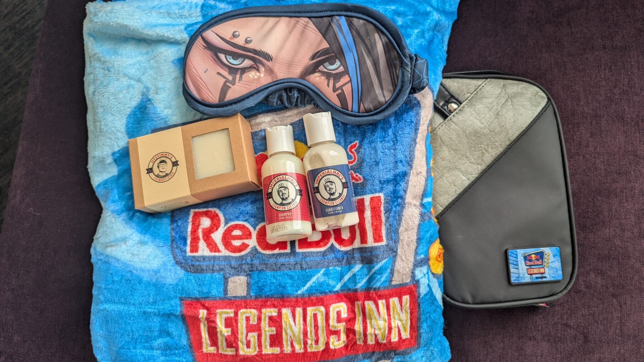 Red Bull Legends Inn loot (Image via esports.gg)