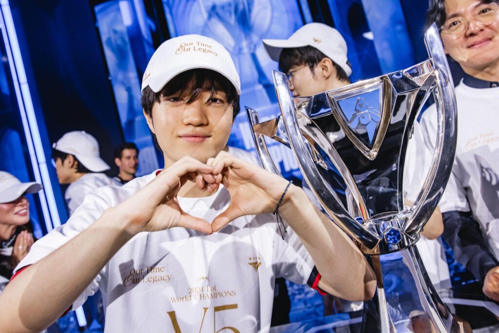 T1 Keria after his Worlds 2024 win (photo by Colin Young-Wolff/Riot Games)