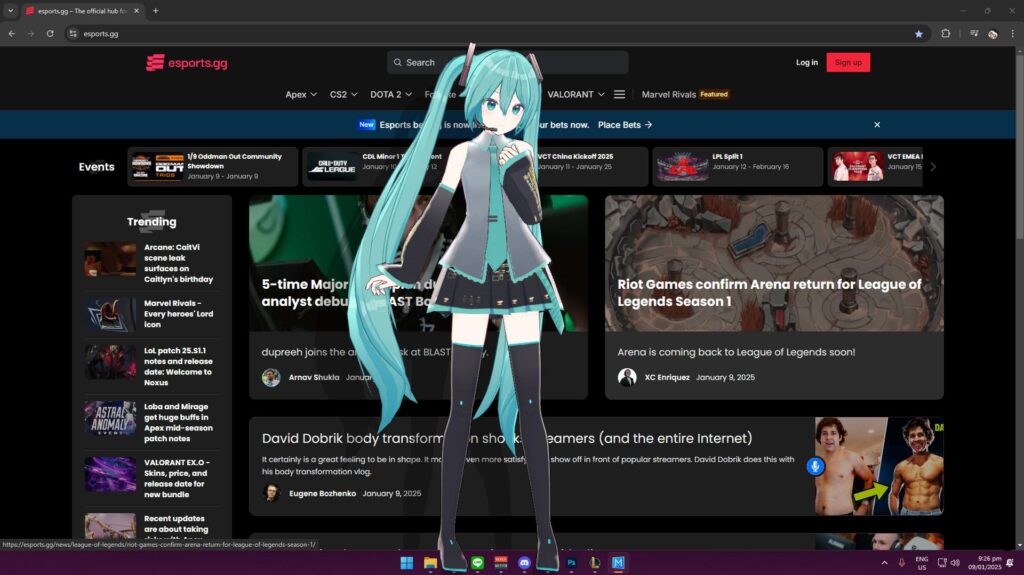 Hatsune Miku on Desktop Mate (Screenshot via esports.gg)