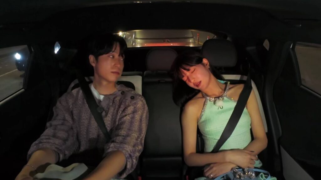 In a car: Park Hae-Lin and Kook Dong-Ho (Image via Netflix)