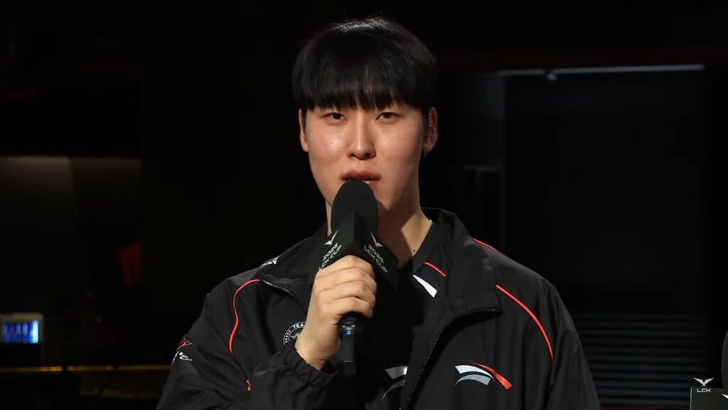 Zeka during the post-match interview (image via LCk Global)