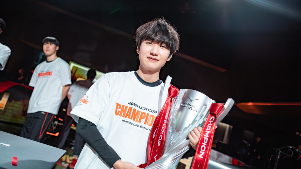 Peanut has a ten-year-old career in esports (Image via LCK)