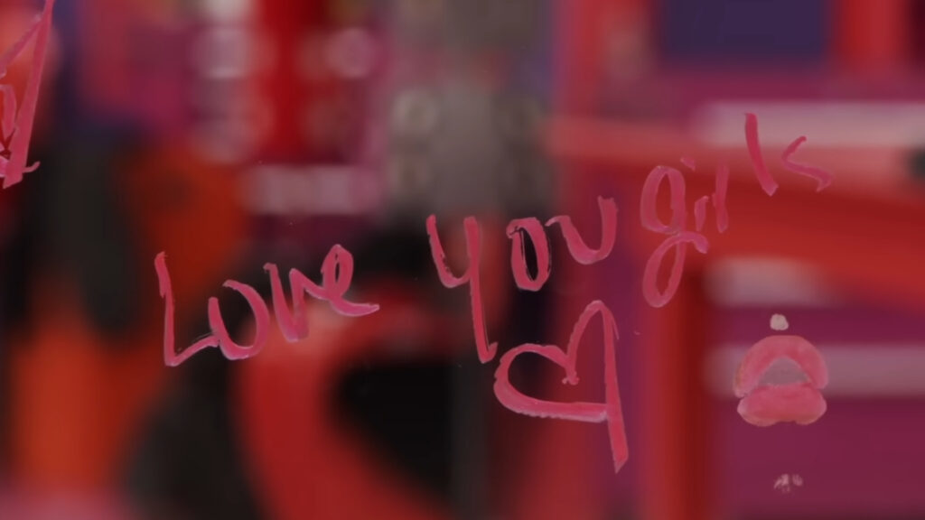 Crystal Envy's mirror message (Image via RuPaul's Drag Race on YouTube)