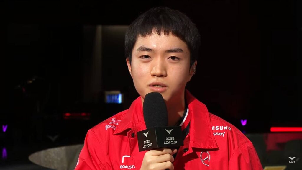 Keria during the post-match interview (image via LCK Global)