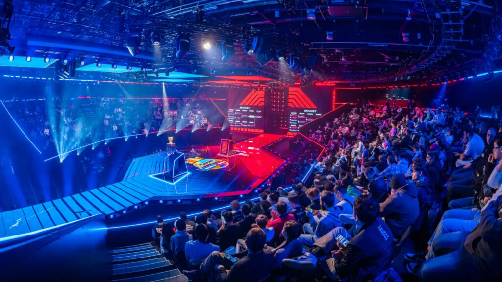 DreamHack attendees (Image via ESL FACEIT Group)