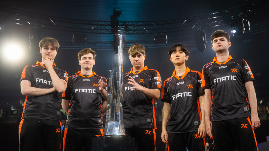 FNATIC will face CFO in their first LoL Worlds 2025 match (Image by Kirill Bashkirov)