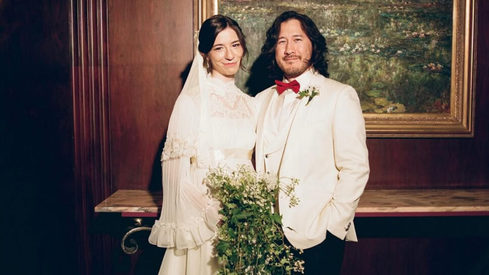 Markiplier marries Amy Nelson and shares wedding photos cover image